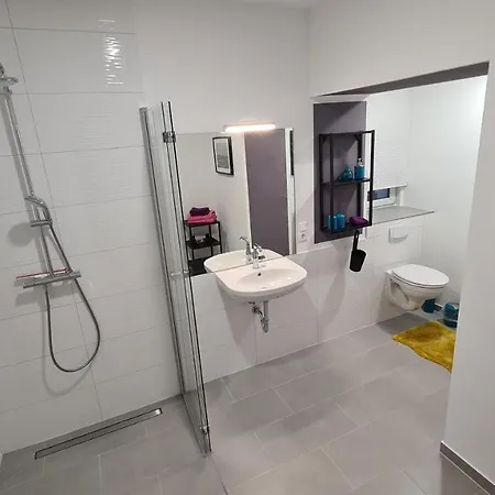 Appartement Lavendel, Mit Eigenem Eingang Ein Kleines Haus Bad Salzuflen