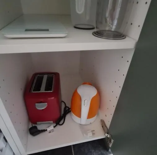 Lavendel, Mit Eigenem Eingang Ein Kleines Haus *