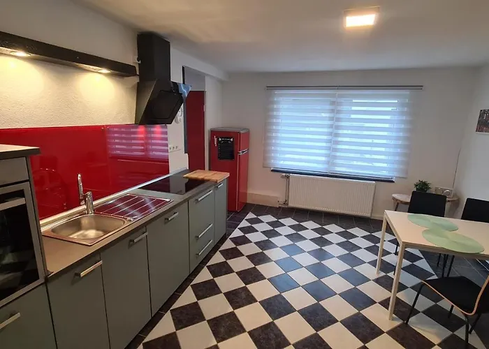 Lavendel, Mit Eigenem Eingang Ein Kleines Haus باد سالزفلن