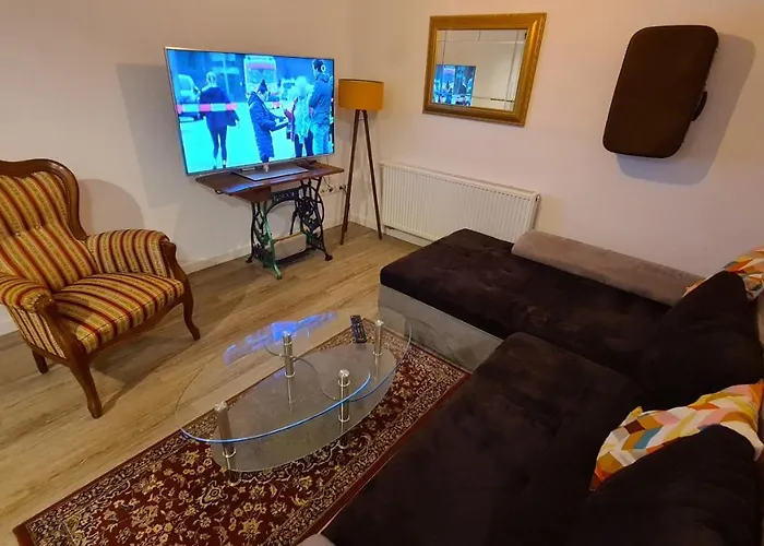 Lavendel, Mit Eigenem Eingang Ein Kleines Haus * باد سالزفلن